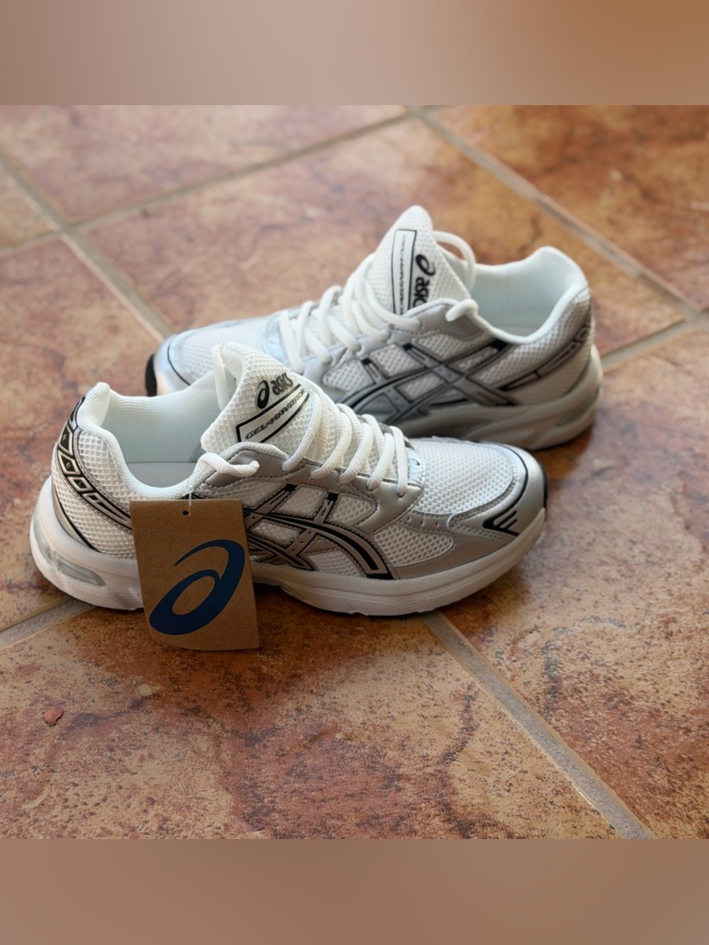 Size Men’s 7 And Women’s 8.5 - Asics Gel Kayano 14 Metallic Silver